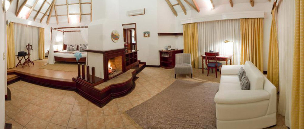 Royal Palm Galapagos, Curio Collection Hotel By Hilton Bellavista  Exterior foto
